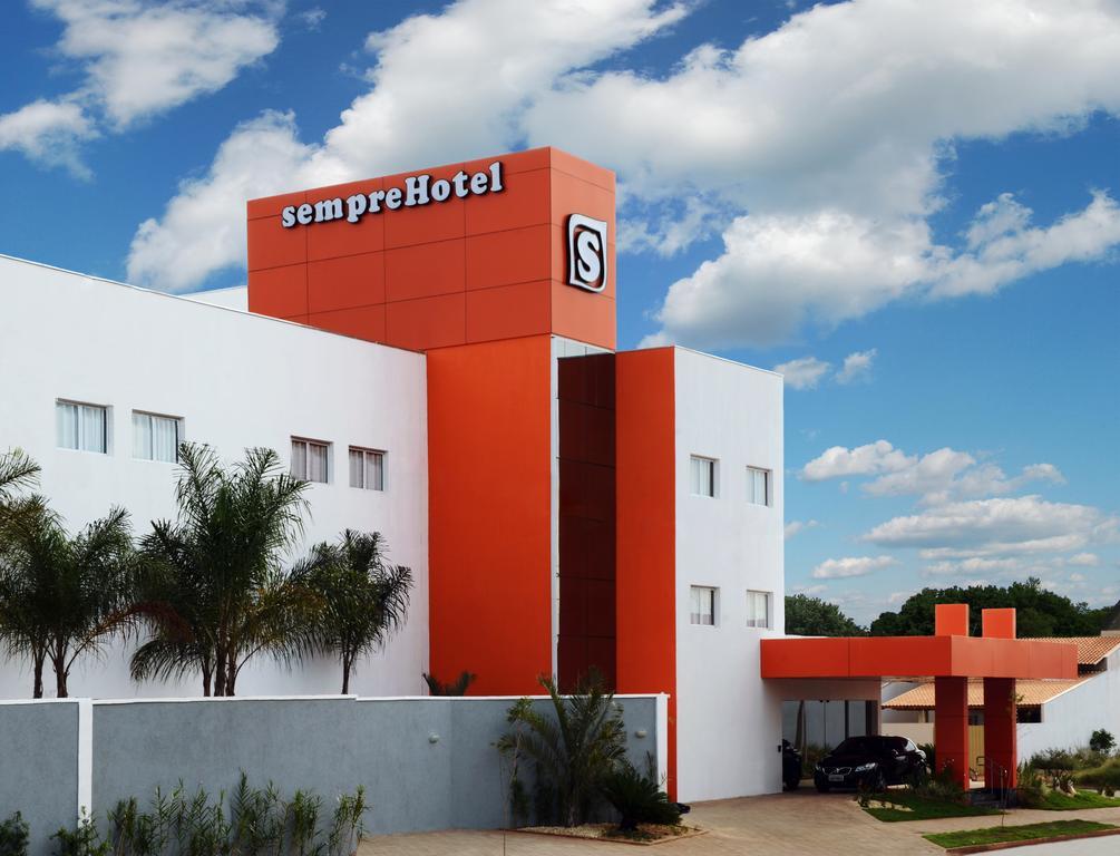 Semprehotel Três Lagoas Extérieur photo